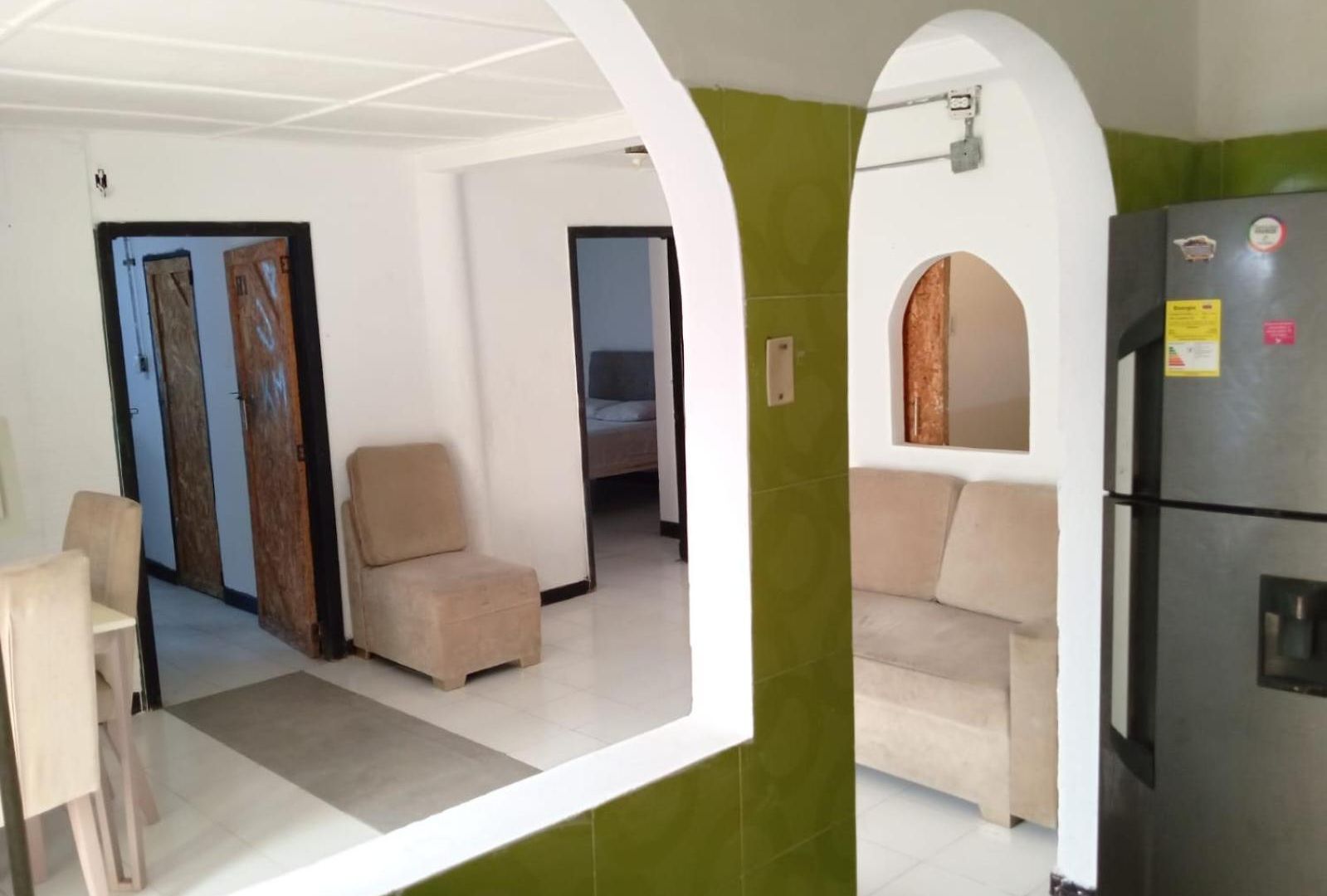 Shantyhostal *